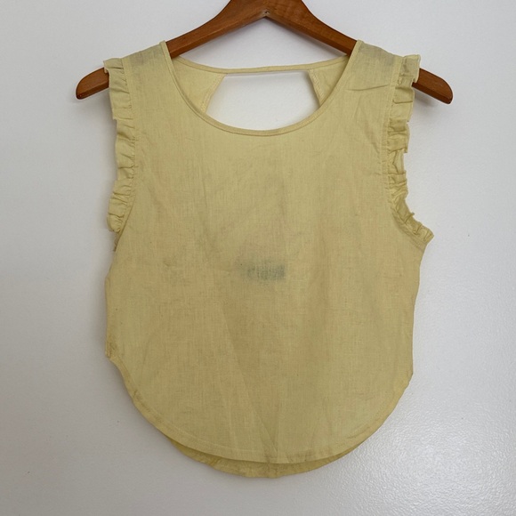 Tops - Beautiful Light Yellow Ruffle Sleeve Linen Tank Top.